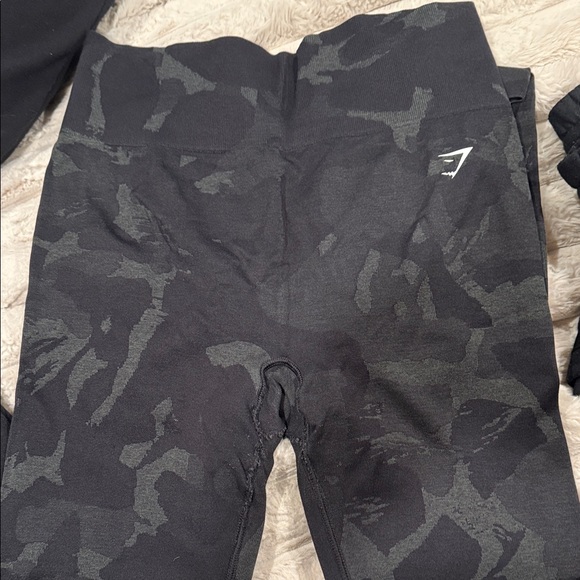 Gymshark Black Camouflage Leggings - Picture 2 of 4